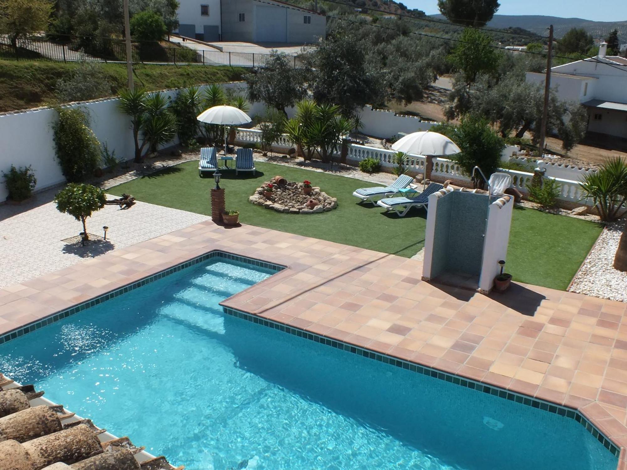 Kayenne Holiday Rentals Iznájar Екстериор снимка