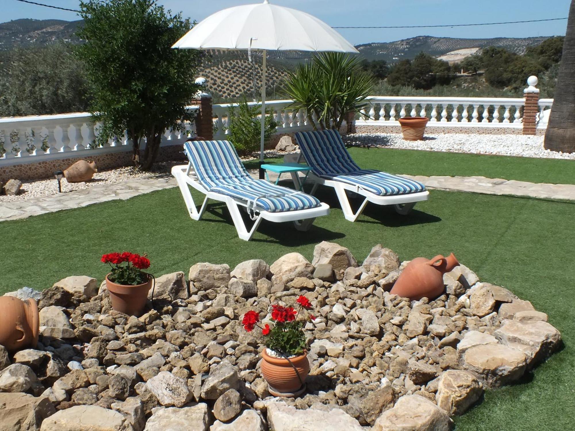 Kayenne Holiday Rentals Iznájar Екстериор снимка