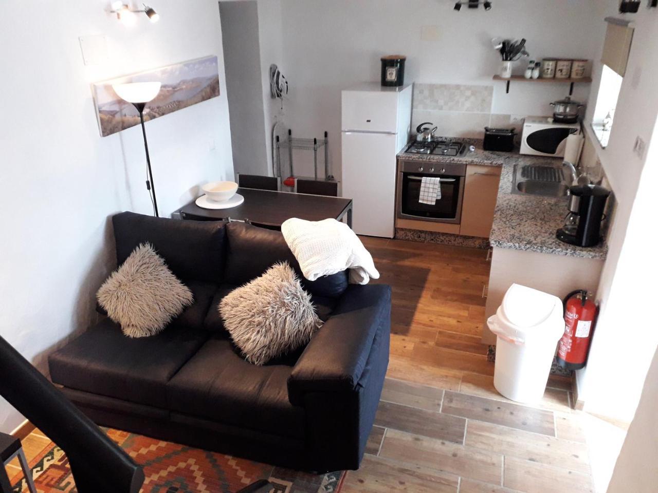 Kayenne Holiday Rentals Iznájar Екстериор снимка