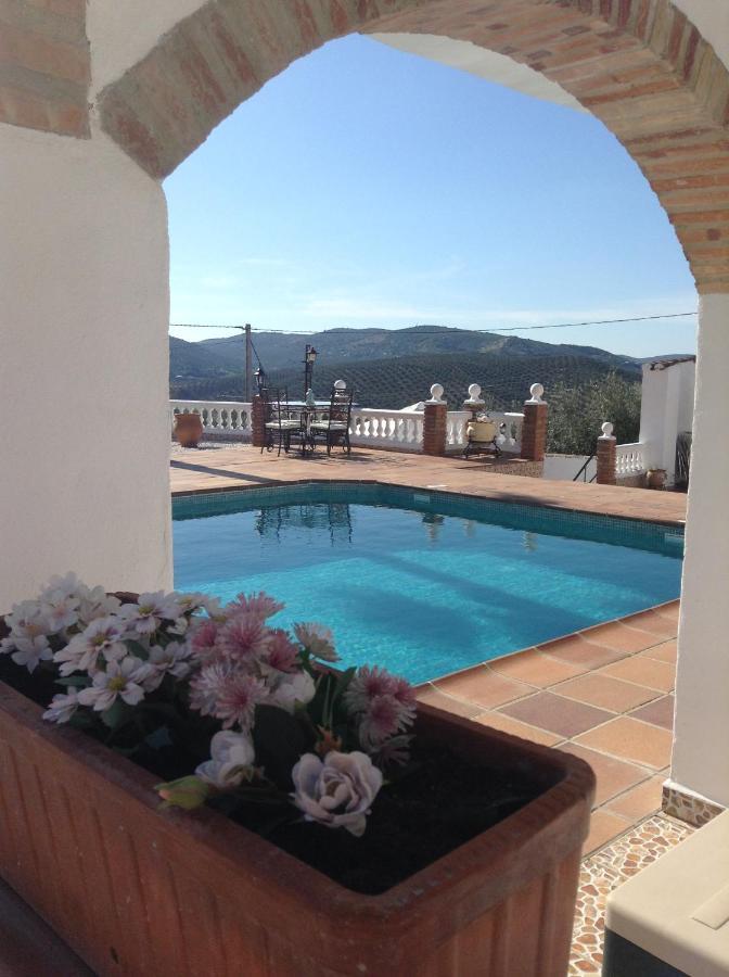 Kayenne Holiday Rentals Iznájar Екстериор снимка